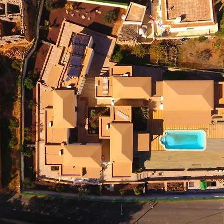 Ξενοδοχείο με διαμερίσματα Pueblo Canario